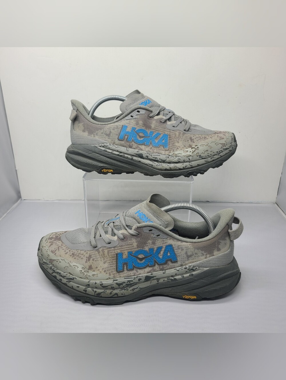 HOKA Speedgoat 6 gray camo style Men size 9.5 D